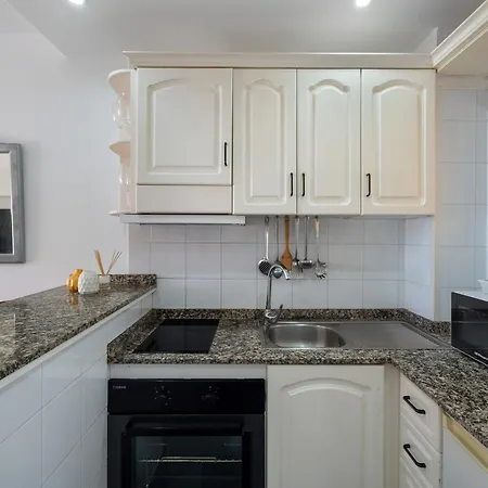 Apartamento En Torre Del Sol *