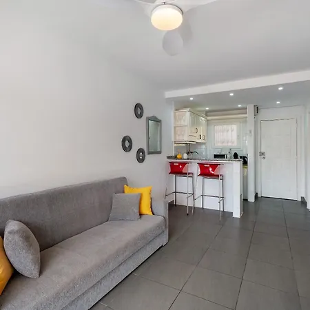 Apartamento En Torre Del Sol Apartment *